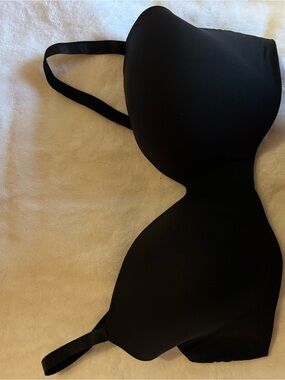 Victoria's Secret Black Smooth T-Shirt Bra